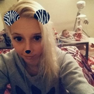 Meet your Posher, Kayla